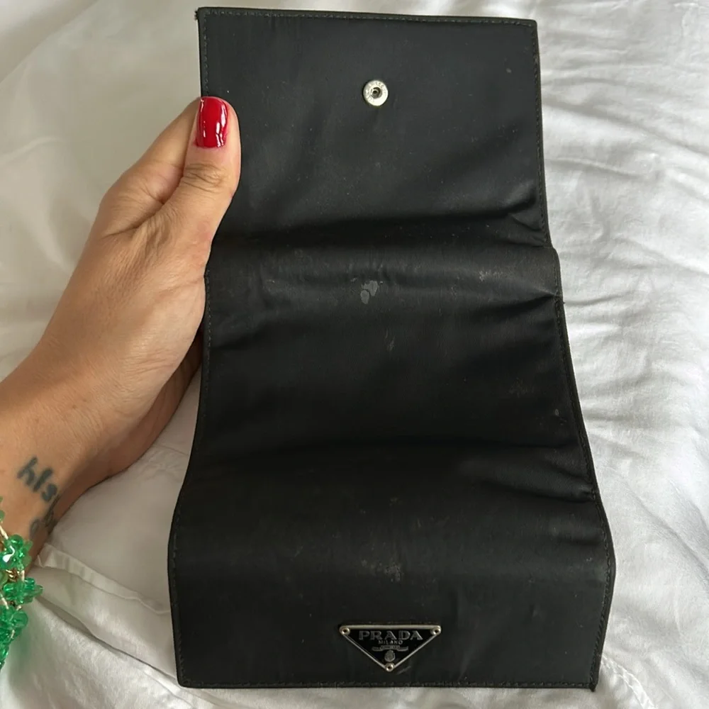 Prada Wallet - Picture 2 of 9